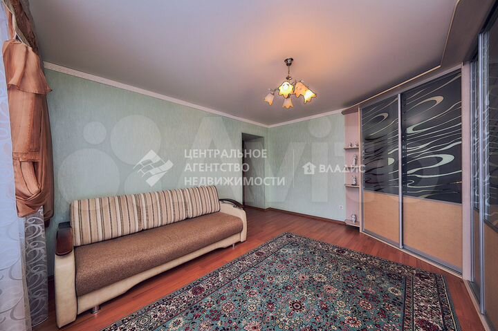 2-к. квартира, 72,2 м², 3/10 эт.