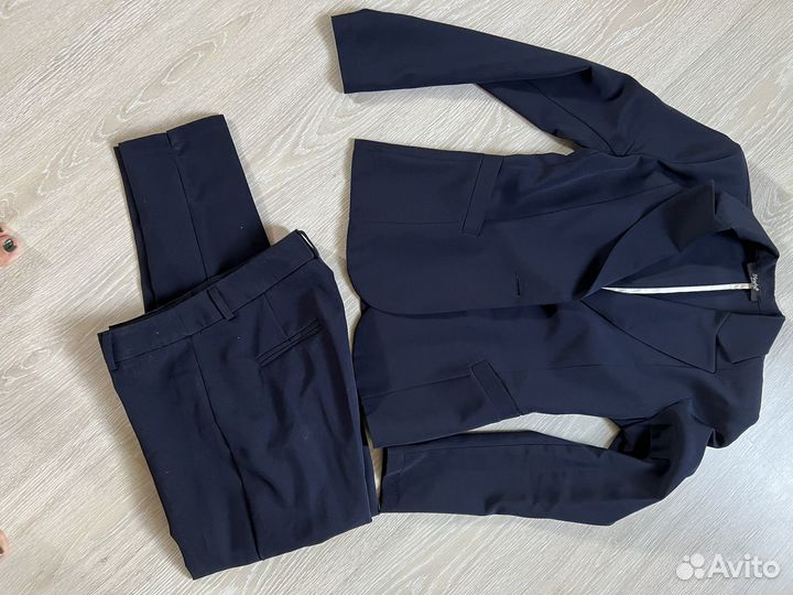 Брючный костюм женский 42 44