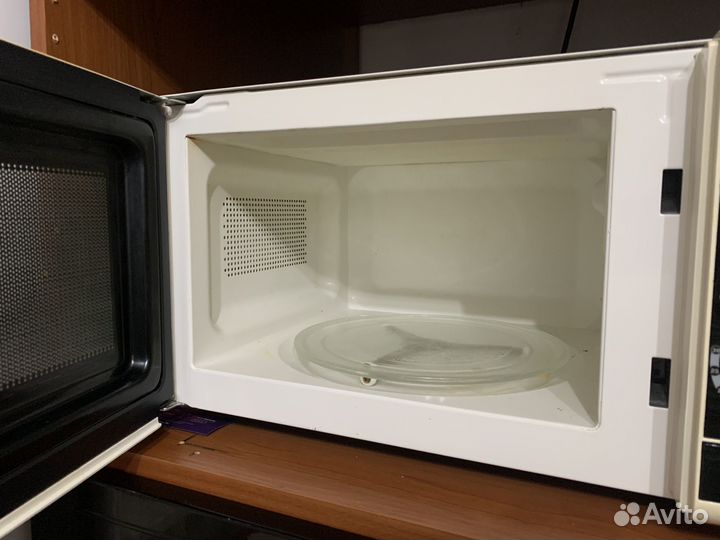 Микроволновая печь Erisson