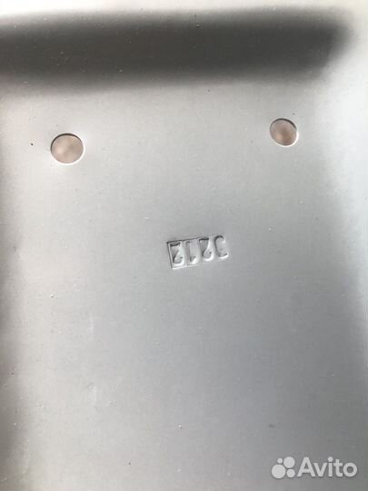 Брызговик лонжерона приора