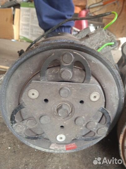 Компрессор кондиционера Volkswagen Passat