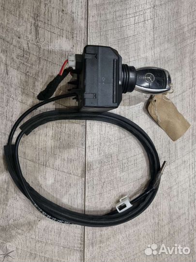 Замок зажигания мерседес w204