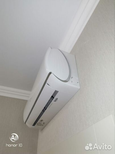 Кондиционер Aeronik ASI-09HS5/ASO-09HMS5