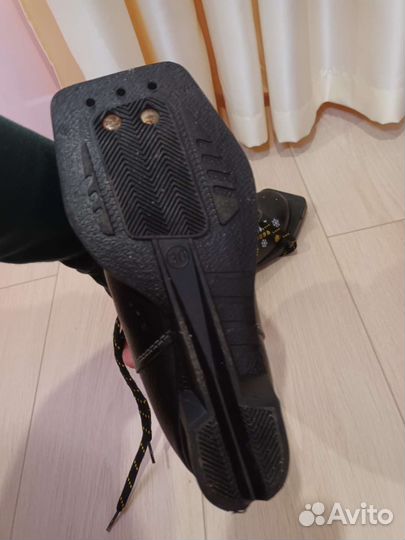 Лыжные ботинки детские 30