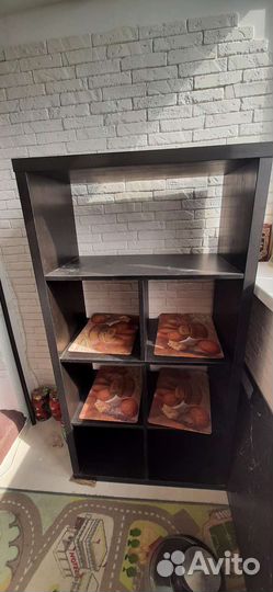 Стеллажи IKEA черные