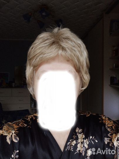 Парик блонд короткий