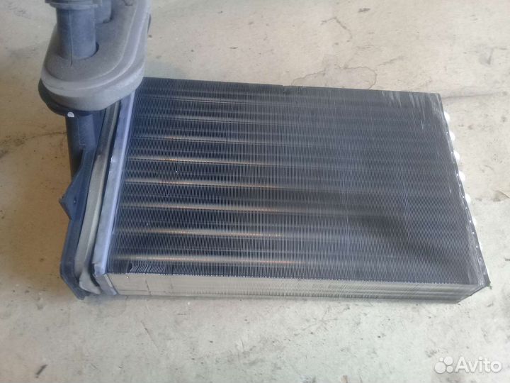 Радиатор печки Volkswagen Bora