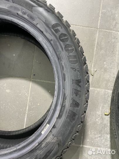 Goodyear Ultra Grip Ice Arctic 2 235/55 R18 104T