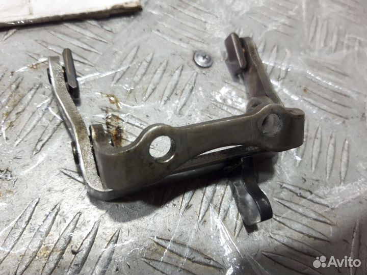 Вилка выбора 5 передачи МКПП 1.4L F14D3 Lacetti