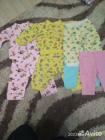 Костюмчики на ребенка до года