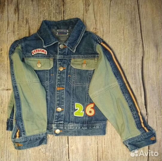 Джинсовая куртка