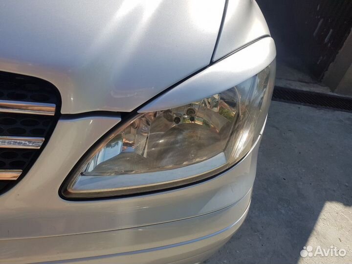 Реснички на фары для Mercedes-Benz Vito W 639