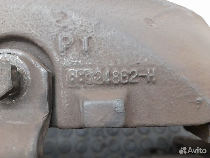 Суппорт левый