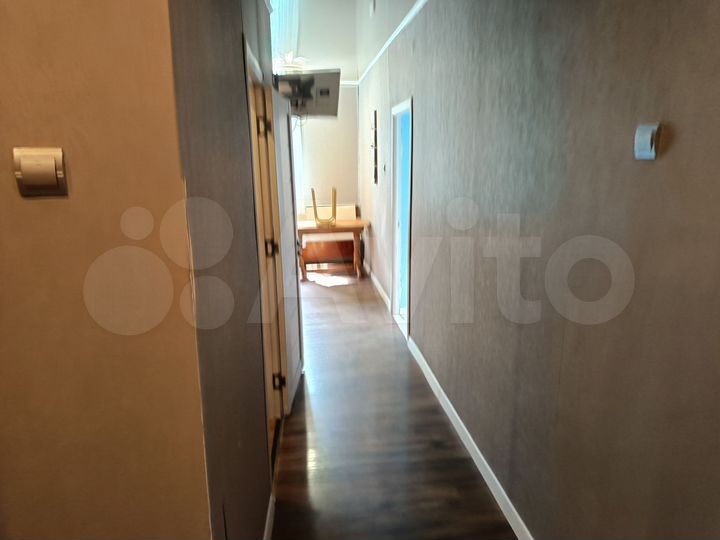 2-к. квартира, 59 м², 1/3 эт.