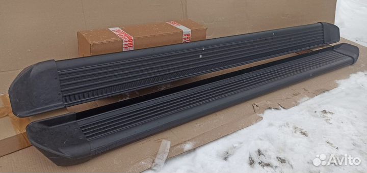 Пороги на Cadillac Escalade Safari black series