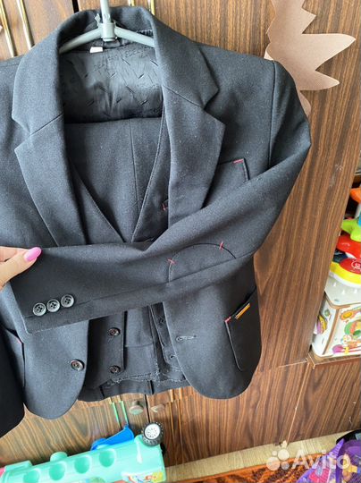 Костюм школьный