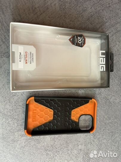 Противоударный чехол UAG для iPhone 13