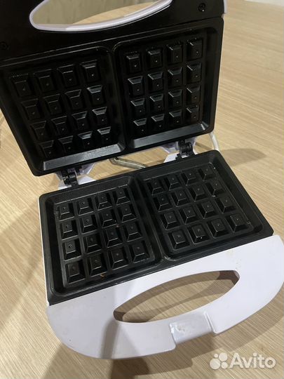 Электрическая вафельница