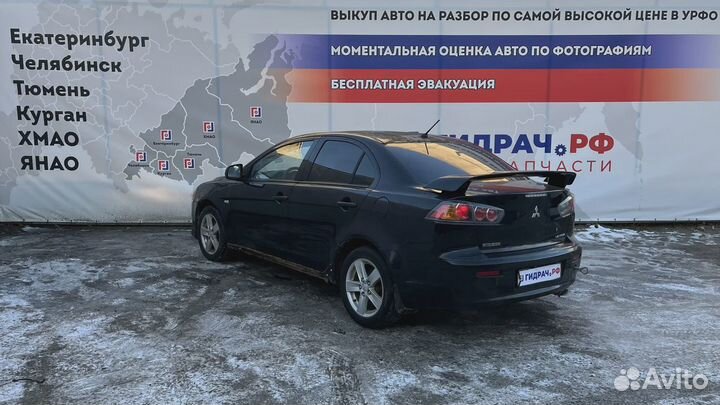 Суппорт тормозной задний правый Mitsubishi Lancer X 4605A478