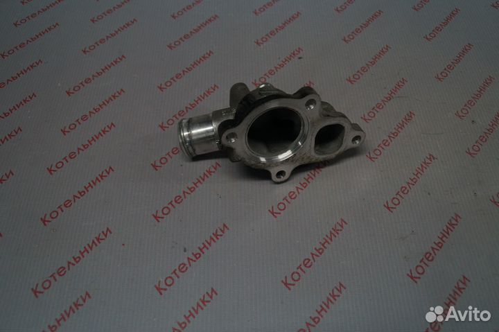 Nissan 11060-9Y600 Корпус термостата