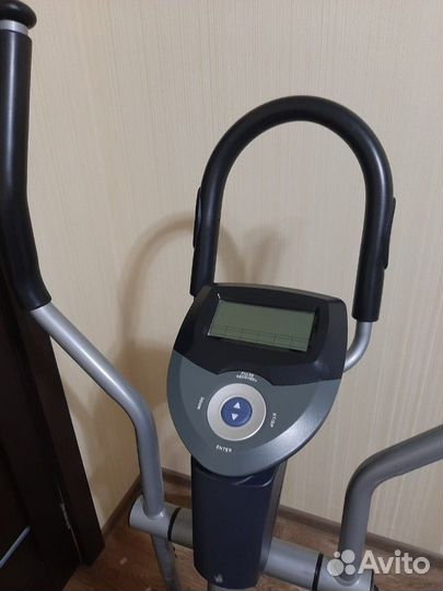 Эллиптический тренажёр