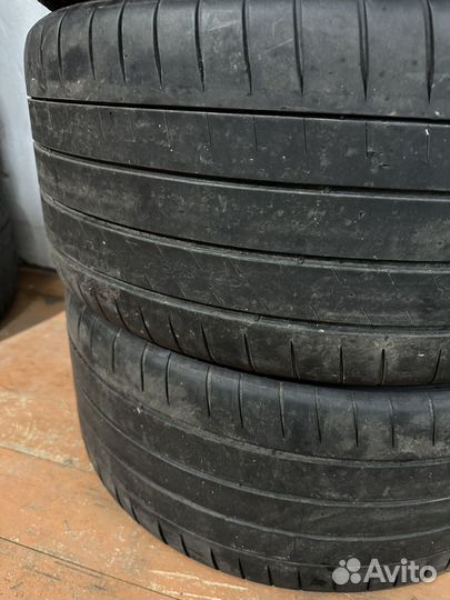 Michelin Pilot Sport 4 225/40 R19 и 255/35 R19