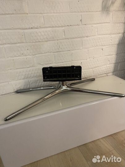 Подставка для телевизора