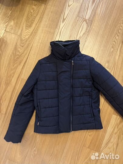 Куртка женская Lacoste