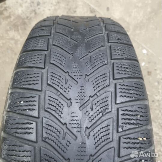 Goodyear UltraGrip Ice SUV 235/65 R17 108T