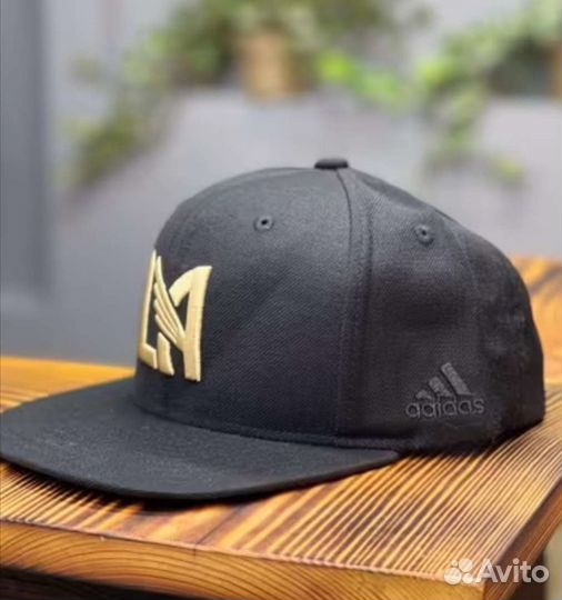 Бейсболка adidas snapback оригинал