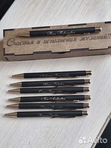 Ручка с гравировкой для выпускников и бизнеса
