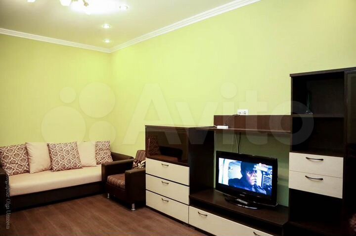 2-к. квартира, 90 м², 5/10 эт.