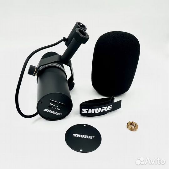 Микрофон вокальный Shure SM7B