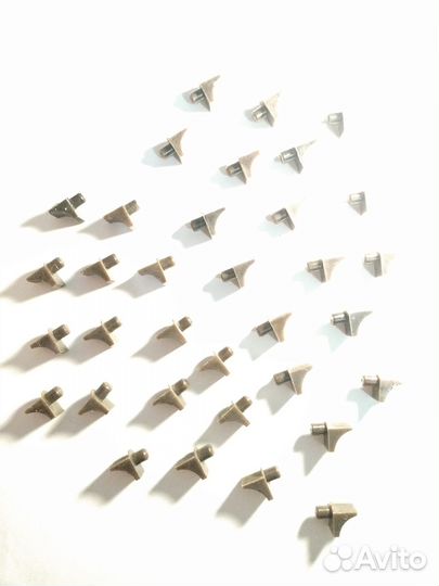 Мебельная фурнитура - уголки