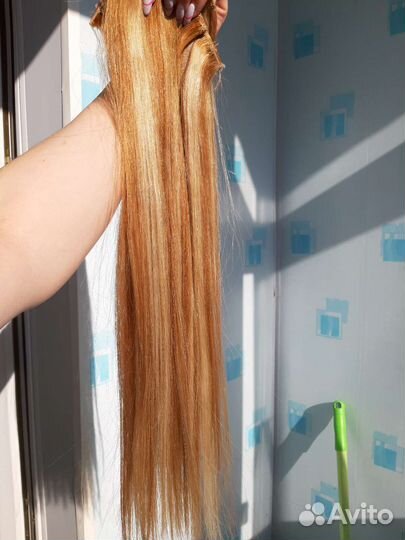 Продам натуральные волосы на заколках 55 см