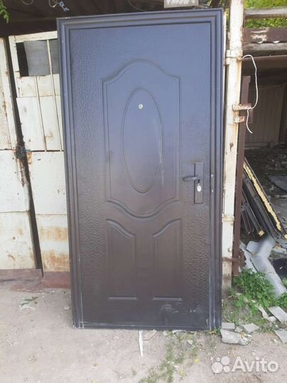 Дверь входная металлическая уличная бу