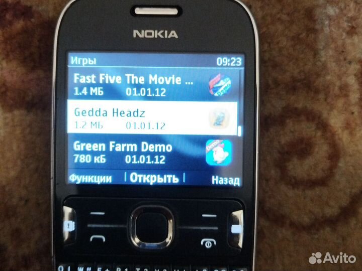 Nokia Asha 302