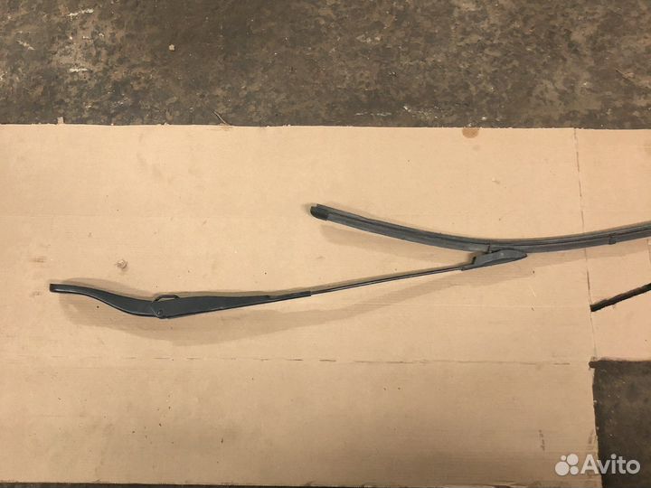 Renault logan 2 Поводок щёток