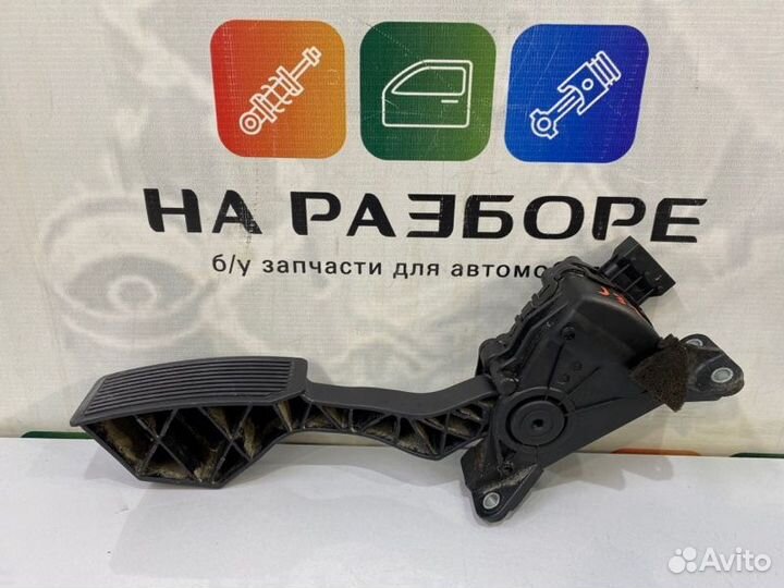 Педаль газа Nissan Teana J31