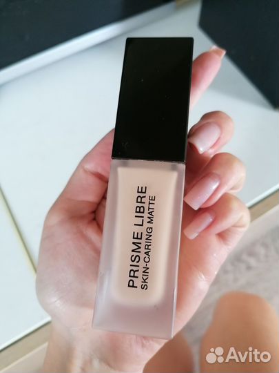 Крем тональный Givenchy