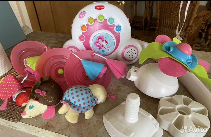 Мобиль на кроватку tiny love