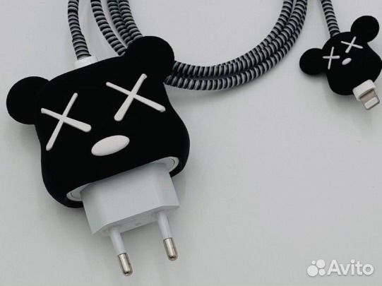 Блок питания с кабелем Lightning