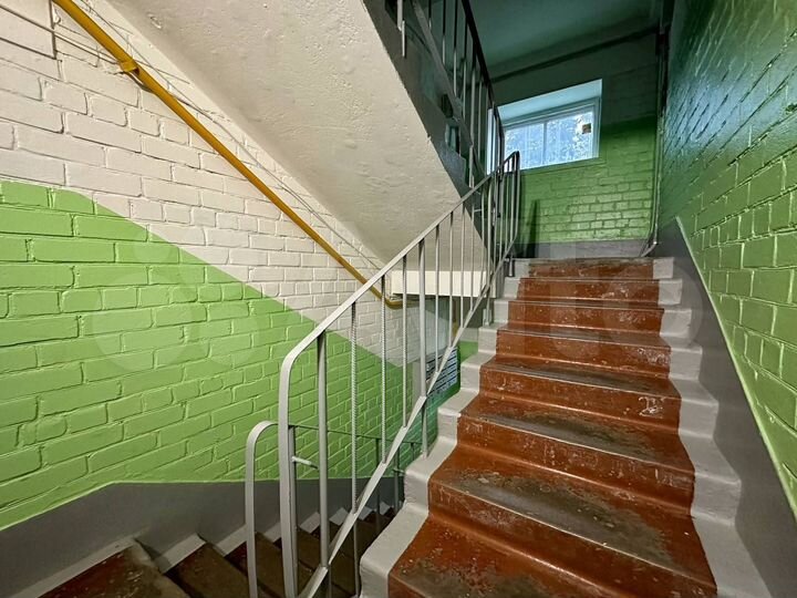 4-к. квартира, 81 м², 2/5 эт.