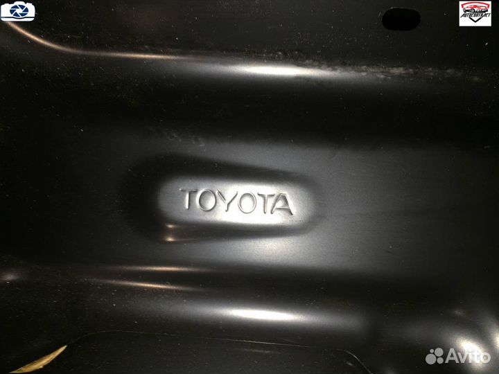 Toyota Camry XV70 крышка багажника новая оригинал