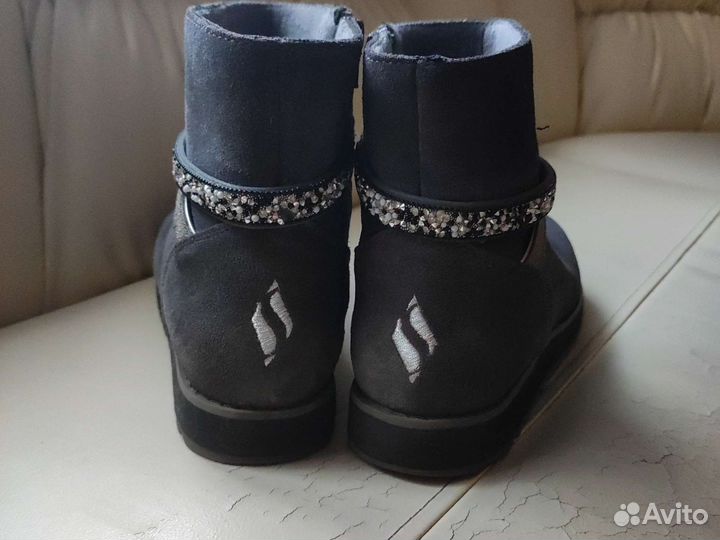 Утеплённые ботинки скечерс 36 р женские