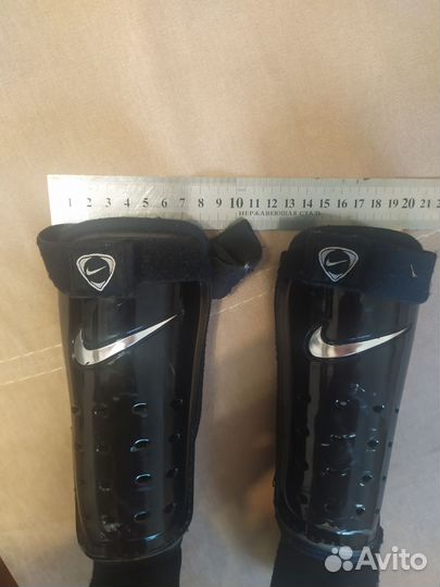 Щитки футбольные детские nike