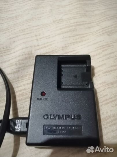 Зарядка olympus LI-40C