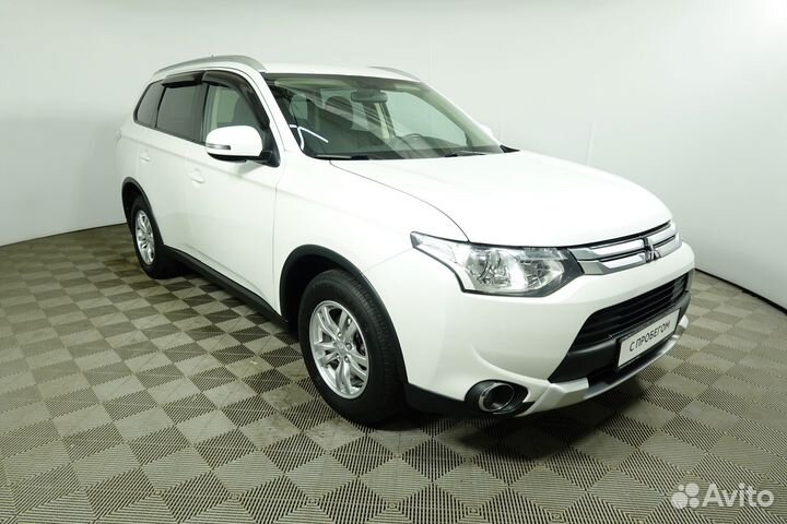 Mitsubishi Outlander 2.4 CVT, 2014, 89 764 км