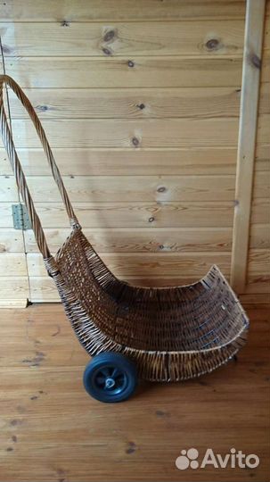 Тележка плетеннная, из натуральной лозы