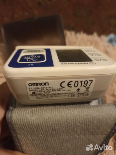 Тонометр автоматический Omron напульсник